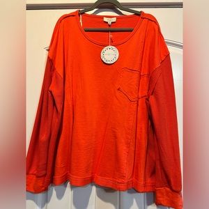 NWT. Umgee brand. Size 1XL